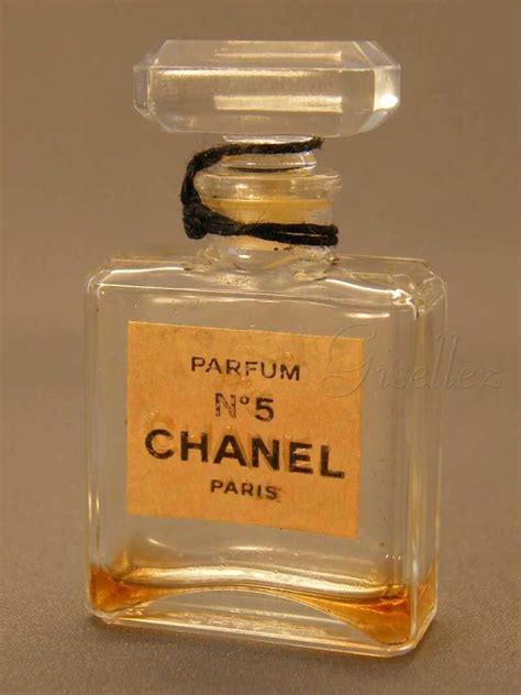 chanel no.5 was created in 1921 by which perfumer|chanel no 5 old bottles.